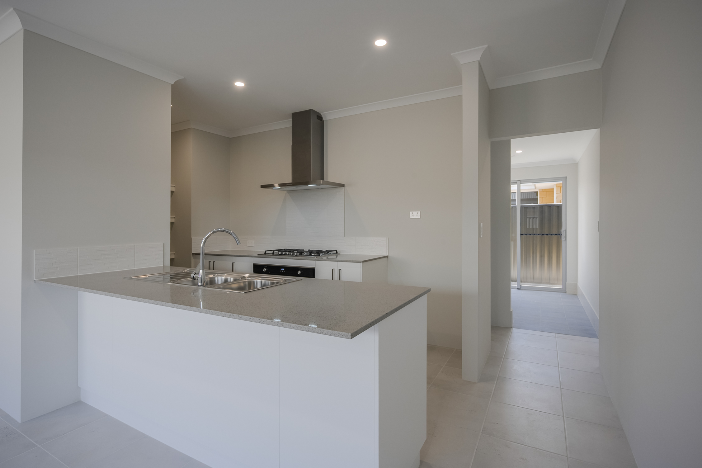 5 Lighthouse Grove, Madora Bay WA 6210